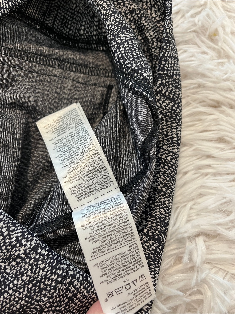 Athleta Delaney textured leggings small - Picture 7 of 7